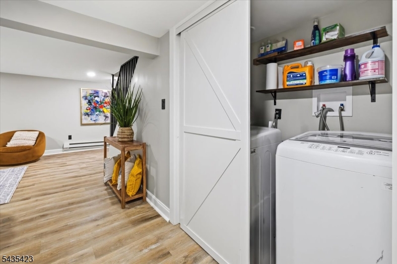 Englishtown - Residential