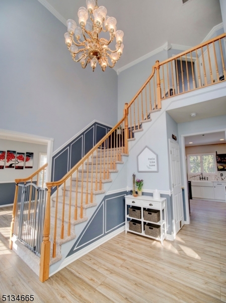 POETS PEAK - Residential