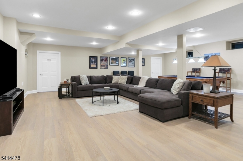 St Nickolas Way - Residential