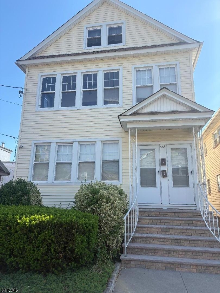 Don't miss this chance  to rent this spacious and beautiful apartment, in a peaceful area of Linden City. The apartment features two generously sized bedroom, a a full bathroom, and spacious living room. It's conveniently located near all major transportation options, making it easy to commute. Not pets allowed, non-smoking building.