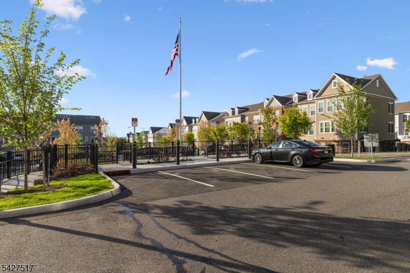 LINK at Westmont Station - Residential