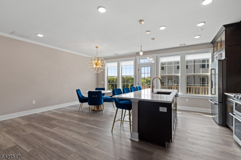 LINK at Westmont Station - Residential