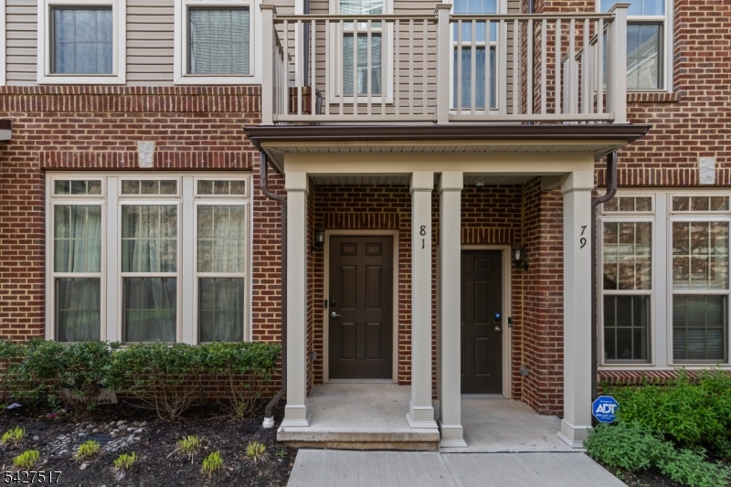 LINK at Westmont Station - Residential