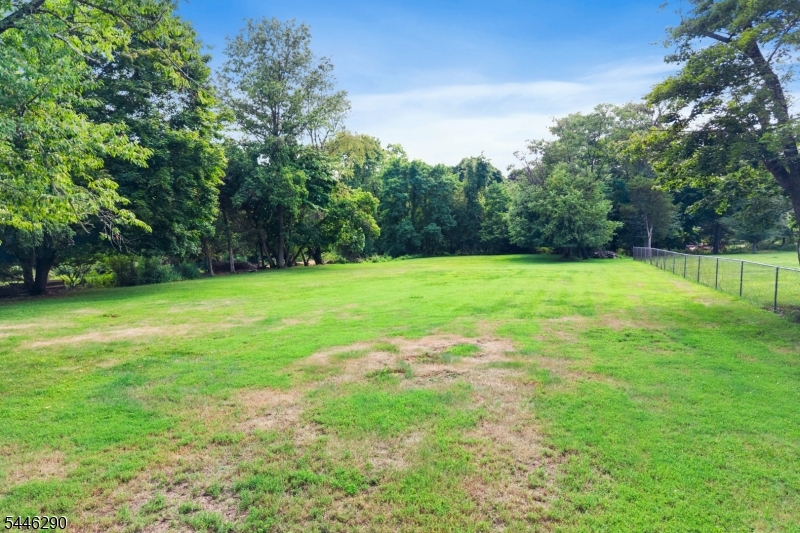 Bradley Gardens - Residential