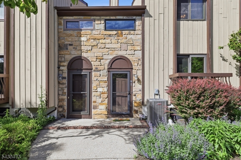 Hastings Square - Residential