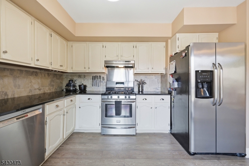Hastings Square - Residential