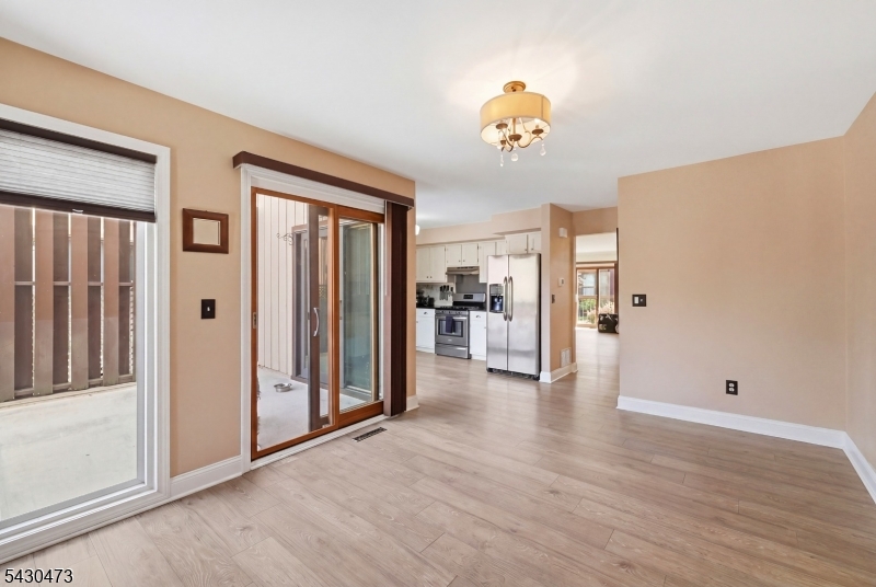 Hastings Square - Residential