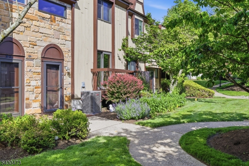 Hastings Square - Residential