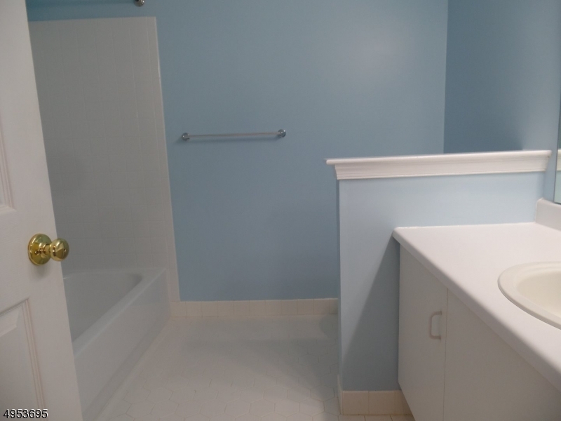 Stratton Meadows - Residential Lease