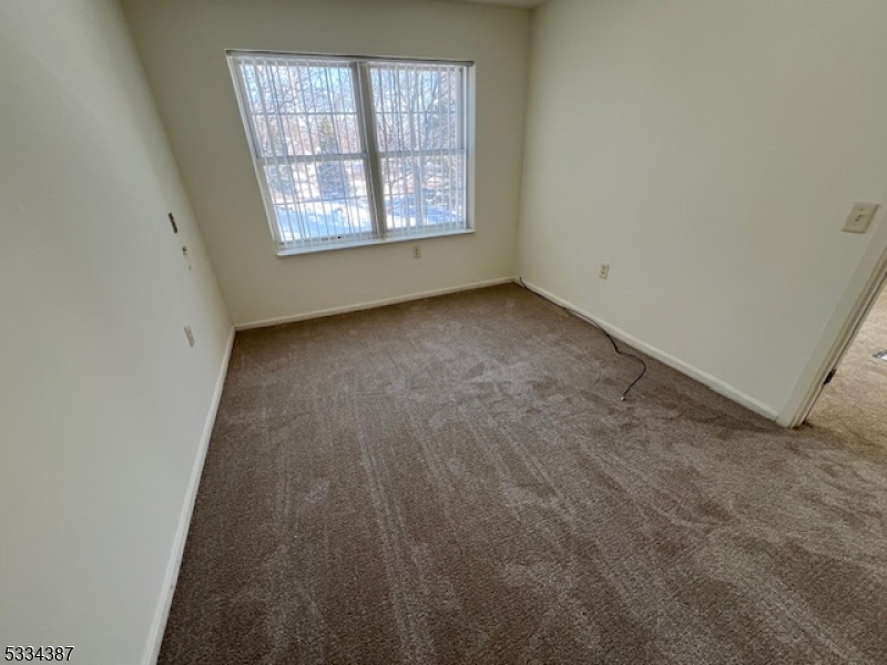 Vail Manor - Residential Lease
