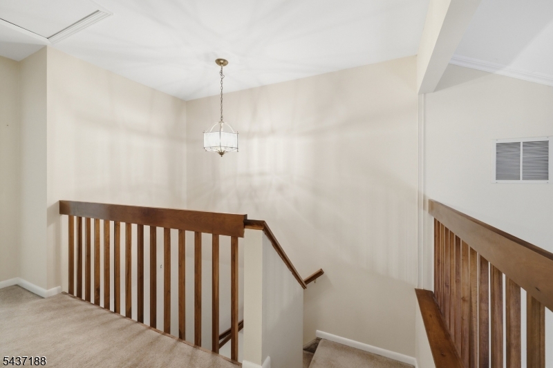 HAMPTON COMMONS - Residential