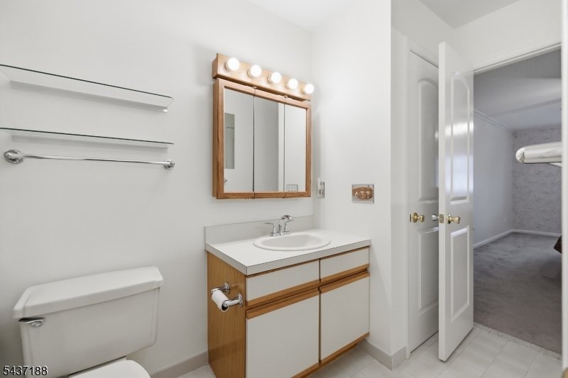 HAMPTON COMMONS - Residential