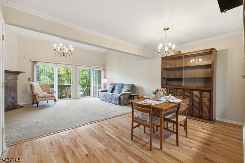 HAMPTON COMMONS - Residential