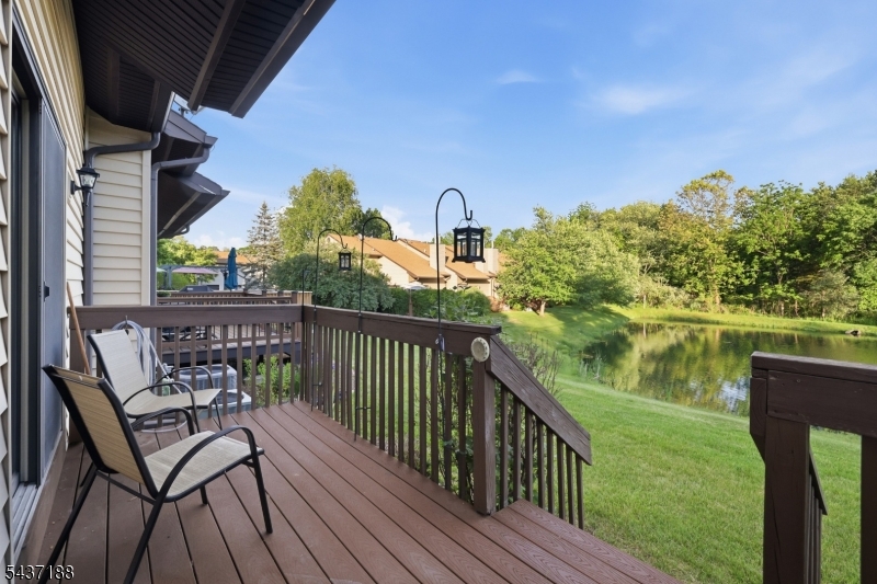 HAMPTON COMMONS - Residential