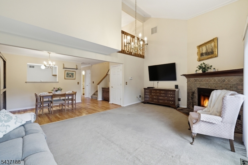 HAMPTON COMMONS - Residential
