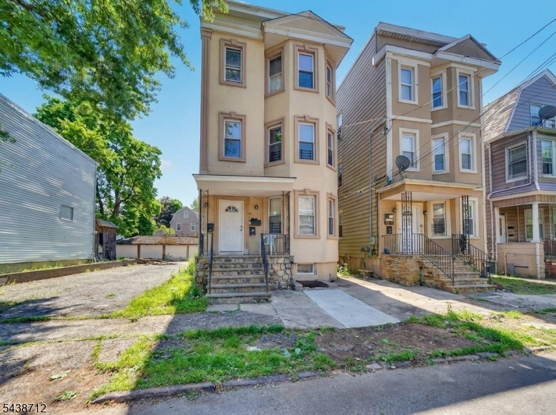 Fantastic rental opportunity for this well-maintained first-floor unit at 58 S. 13th St, Newark, NJ! This spacious apartment features a highly functional 3-bedroom, 1-bathroom layout with comfortable living areas, durable flooring, and excellent natural light throughout. Bedrooms offer comfortable accommodations with ample closet storage. Enjoy the convenience of independent living spaces and separate utilities. Conveniently situated with easy access to public transportation, major highways, local dining, and shopping for a straightforward commute. Ready for immediate occupancy?schedule your viewing today!