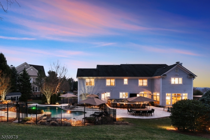 The Legends / Riker Hill - Residential