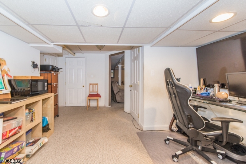 Pompton Plains - Residential