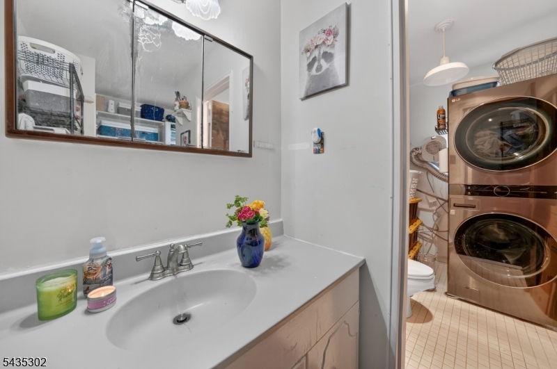 Claremont Hills - Residential