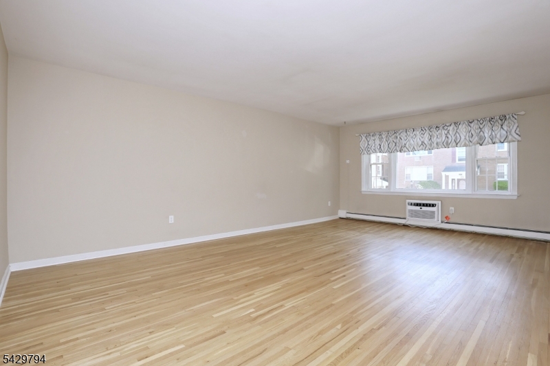 Williamsburg South - Residential