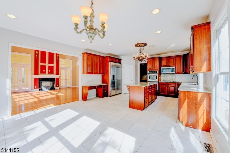 Hickory Hill - Residential