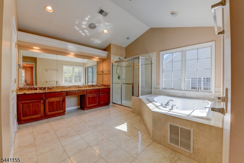 Hickory Hill - Residential