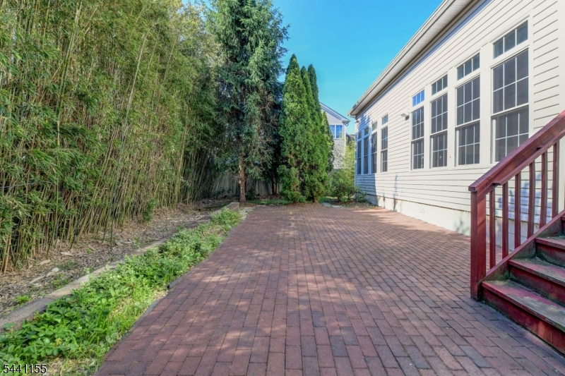Hickory Hill - Residential