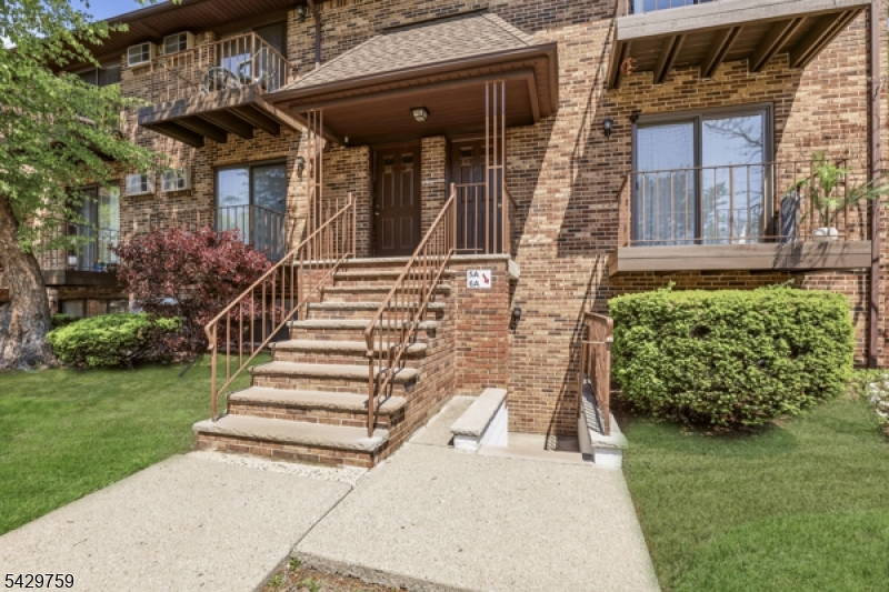 Condo - Residential
