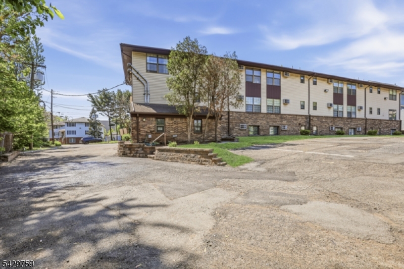 Condo - Residential