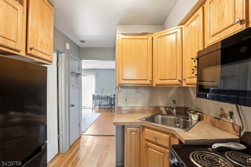 Condo - Residential