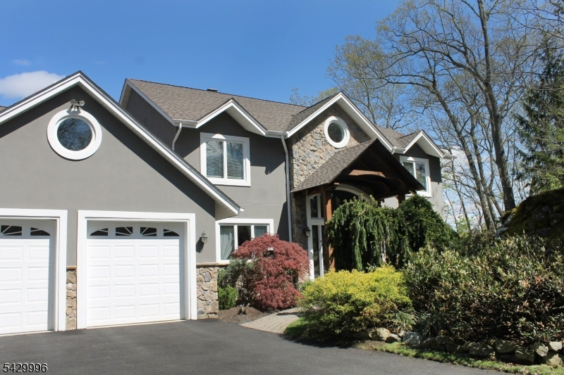 Lake Hopatcong lake front - Residential