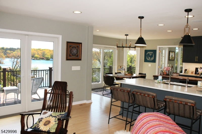 Lake Hopatcong lake front - Residential