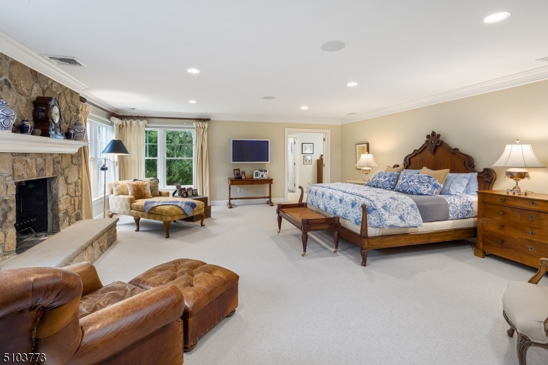 New Vernon - Residential
