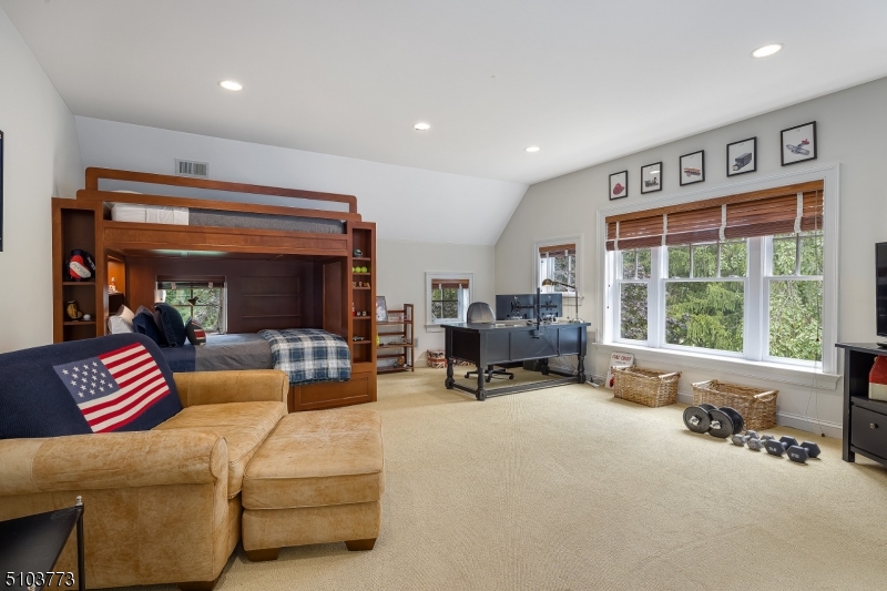 New Vernon - Residential