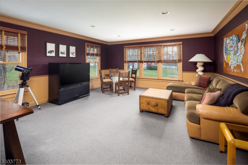 New Vernon - Residential