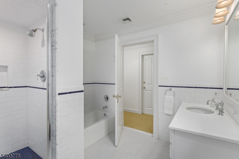 New Vernon - Residential