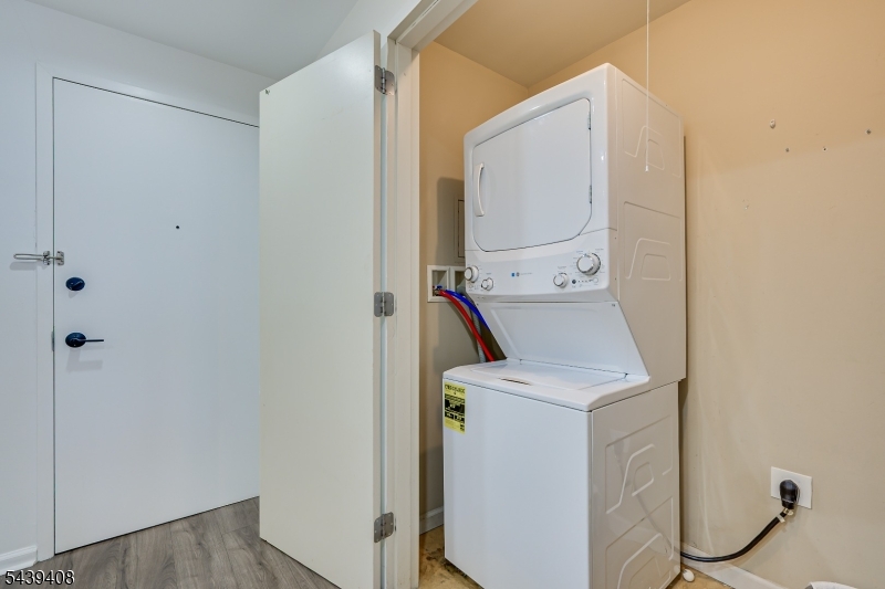 Skyview Condos - Residential