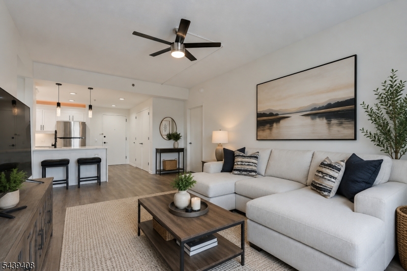 Skyview Condos - Residential