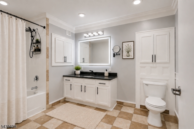 Skyview Condos - Residential