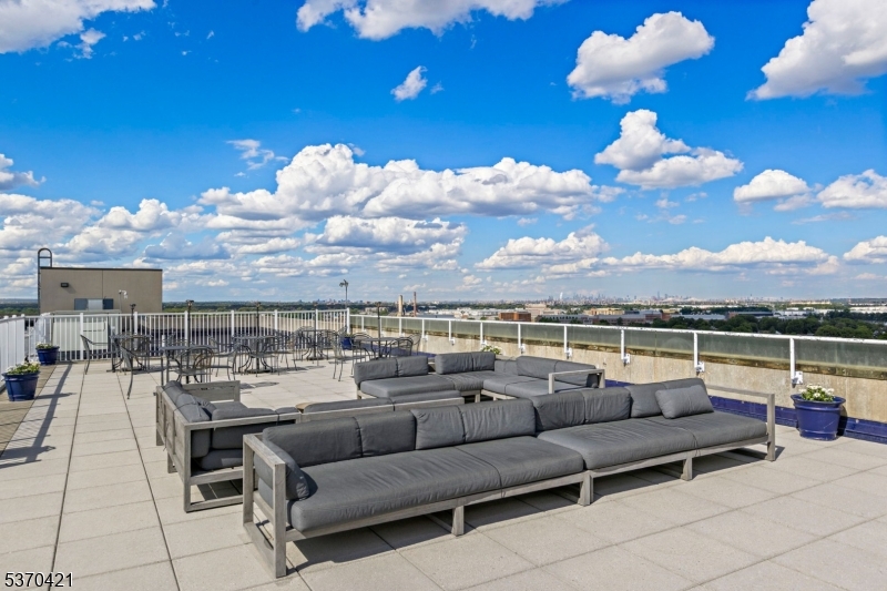 Skyview Condos - Residential