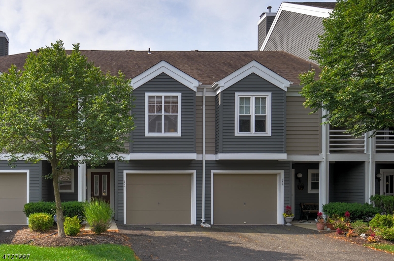 Crossroads - Residential
