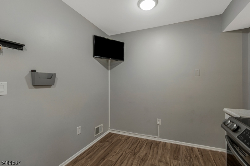 Brookview - Residential