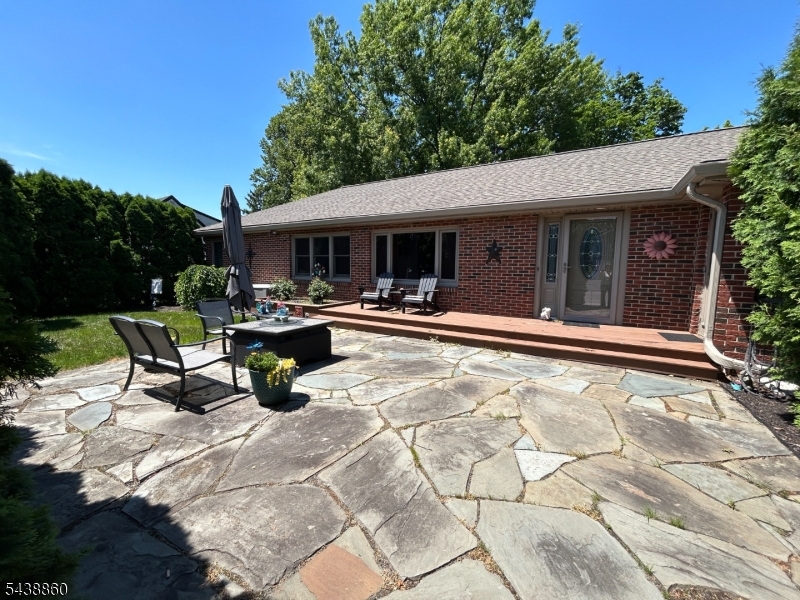 Shimer Manor - Residential Lease