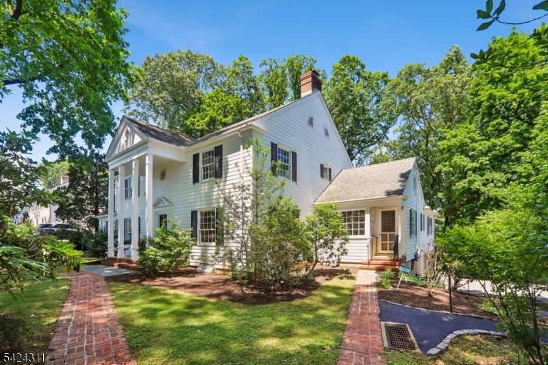 Hill - Residential