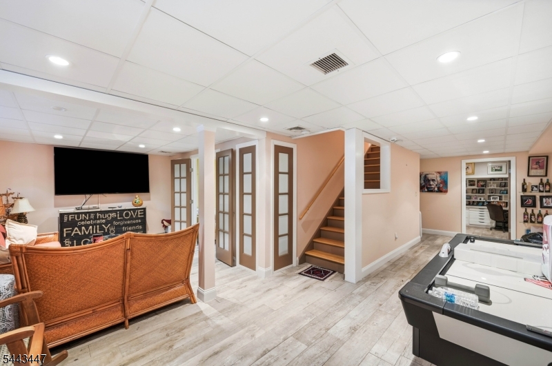 Kitchell Lake - Residential