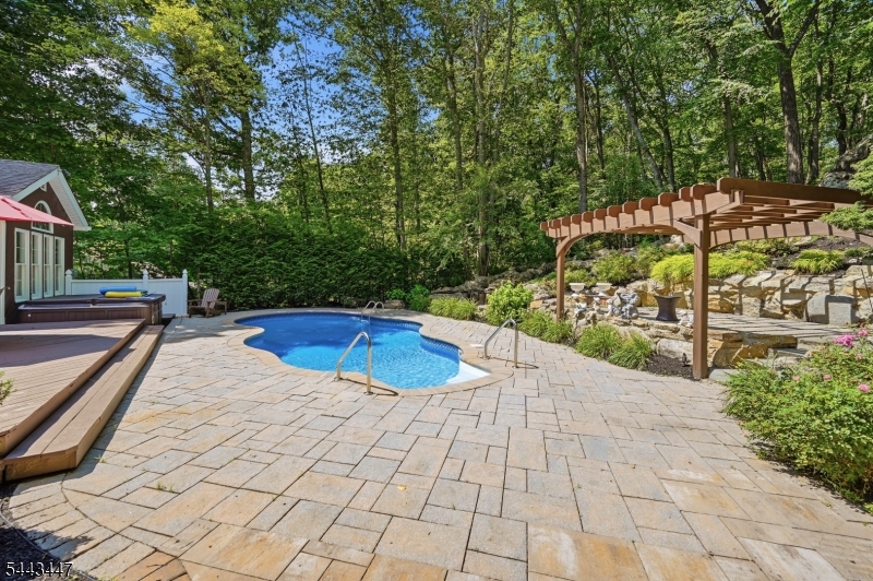 Kitchell Lake - Residential