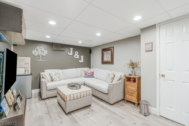 Seneca - Residential