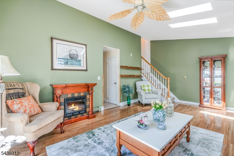 Seneca - Residential