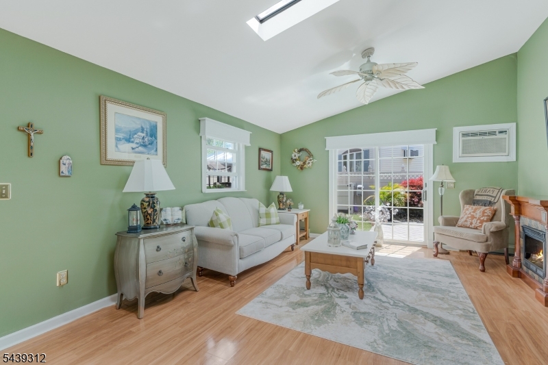 Seneca - Residential