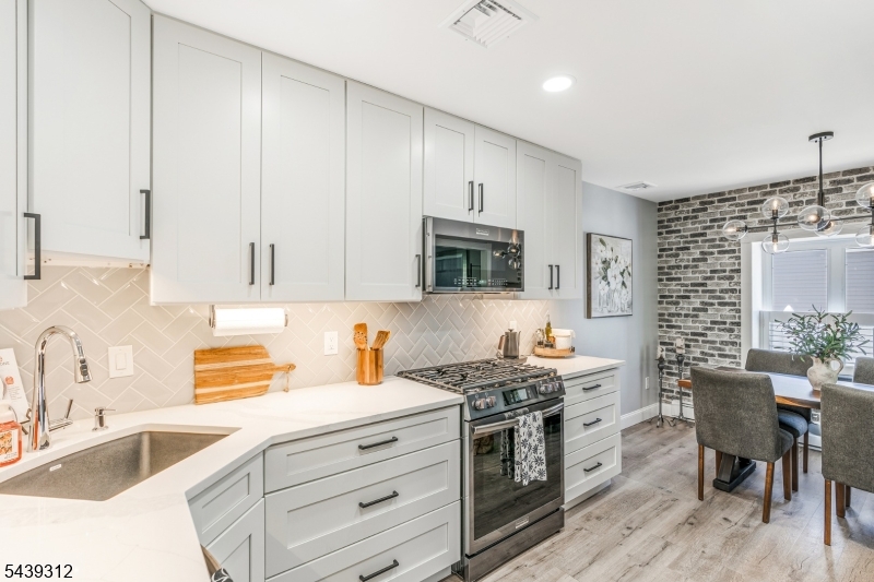 Seneca - Residential